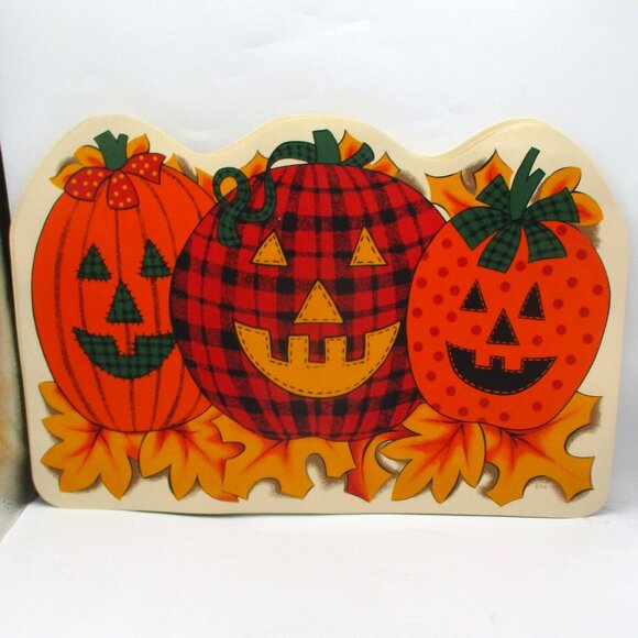 Retro Halloween Pumpkin Placemat Set Of 4 With Jack-O-Lantern Design & Autumn Le - Picture 2 of 5